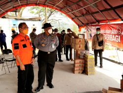 Kemenkumham Jabar Salurkan Bantuan untuk Petugas di TPA Sarimukti Bandung