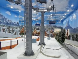Trans Snow World Bintaro mulai menghadirkan “Snow Live Experience”