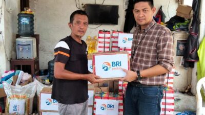 BRI Bekasi Siliwangi Berikan Bantuan Untuk Korban Banjir di Perumahan Pekayon Raya