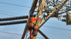 Tingkatkan Keandalan, PLN UIT JBB Tangani Hotspot pada SUTET 500 kV Jawa 9 & 10