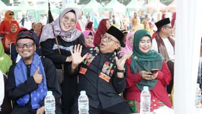 Ribuan Warga Padati Lapangan Jalan Jawa Depok Utara  Rayakan Keriaan Beji