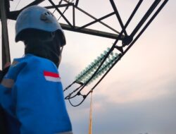 Perbaikan Konduktor SUTT 150 kV Cikupa – Suvarna, Wujud Komitmen PLN Menjelang Hari Pelanggan Nasional