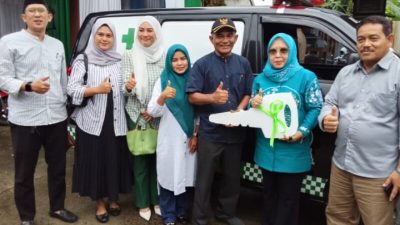 Qonita Lutfiyah Serahkan Ambulans Sosial, Wujud Kepedulian Tanpa Pamrih