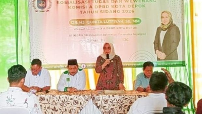 Qonita :  memberikan pemahaman kepada masyarakat mengenai tugas, fungsi, dan kewenangan DPRD