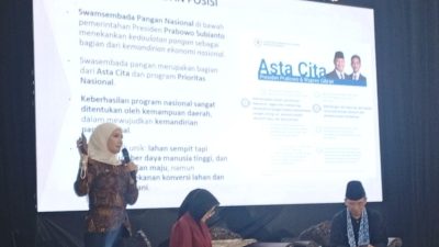 Yeti Wulandari : Tekankan Penguatan Ekonomi Pro Rakyat dalam Talkshow Kesbangpol Jabar