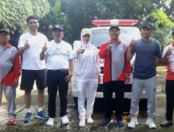Yeti Wulandari Langsung Kasih Ambulance untuk Warga RW 12 PGS