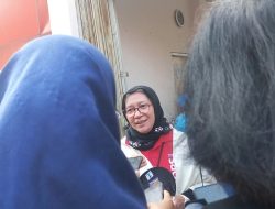 Kepala Dinas DLHK Kota Depok Reni Siti Nuraeni, Melakukan Penanaman Pohon Hari Keanekaragaman Hayati Internasional di UIII.