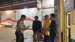 Bhabinkamtibmas Polsek TBU Sambangi Pos Satkamling Swadaya