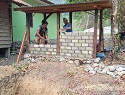 MCK Kampung Yamboi Mulai Berdinding