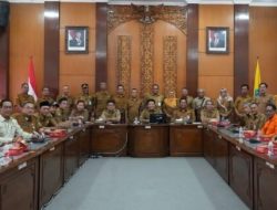 Bupati Subandi Soroti Banjir dan Jalan Rusak di Tulangan