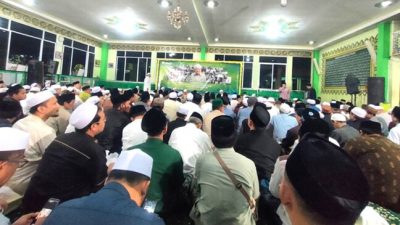 Ponpes Daarul Rahman Gelar Istighosah untuk KH. Syukron Ma’mun